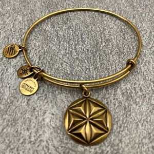 Alex and Ani Rafaelian Gold Aphrodite’s Flower Charm Bangle Bracelet